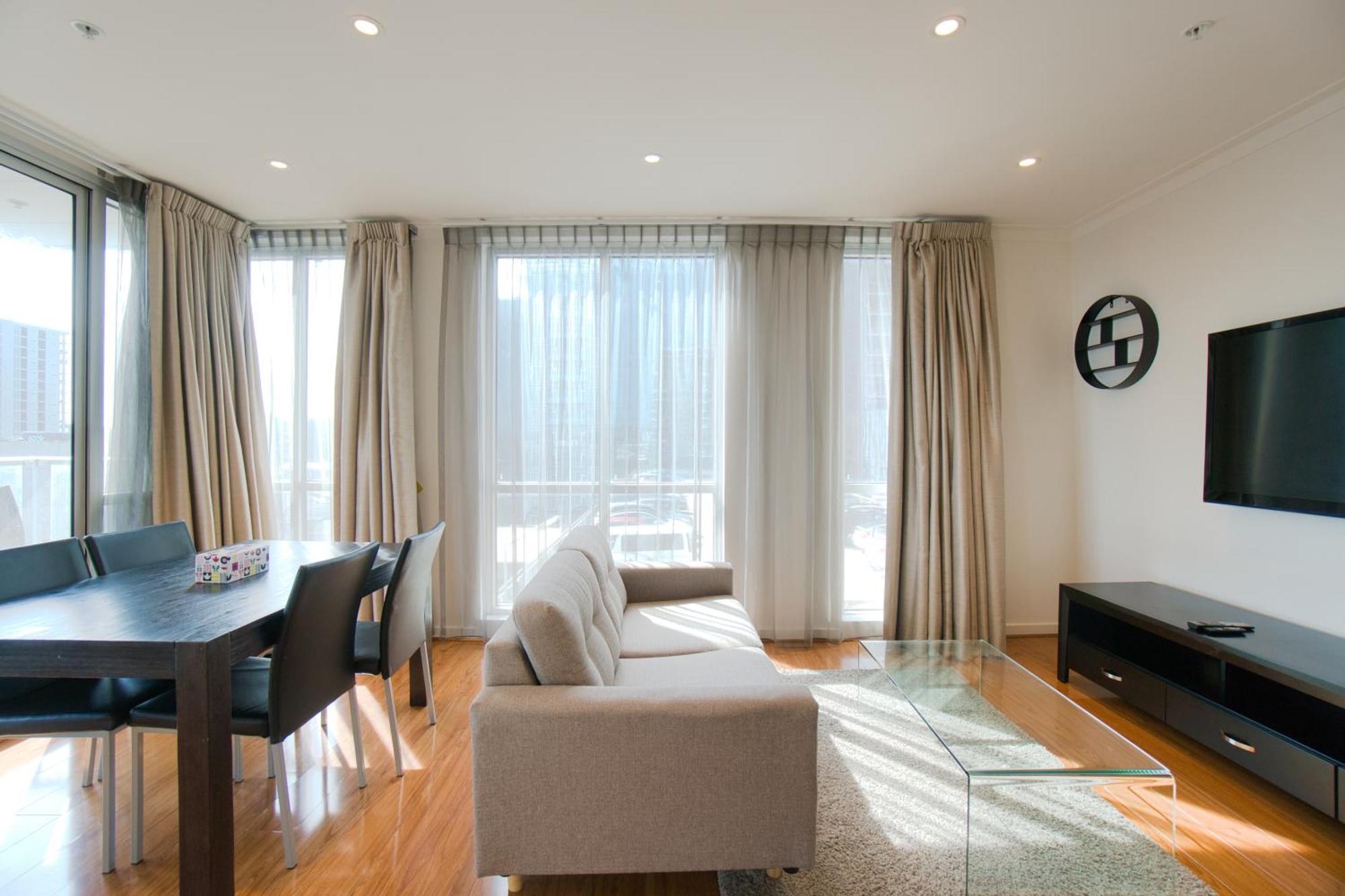 Amyra Residences At The Rowlands Apartments Adelaide Bagian luar foto
