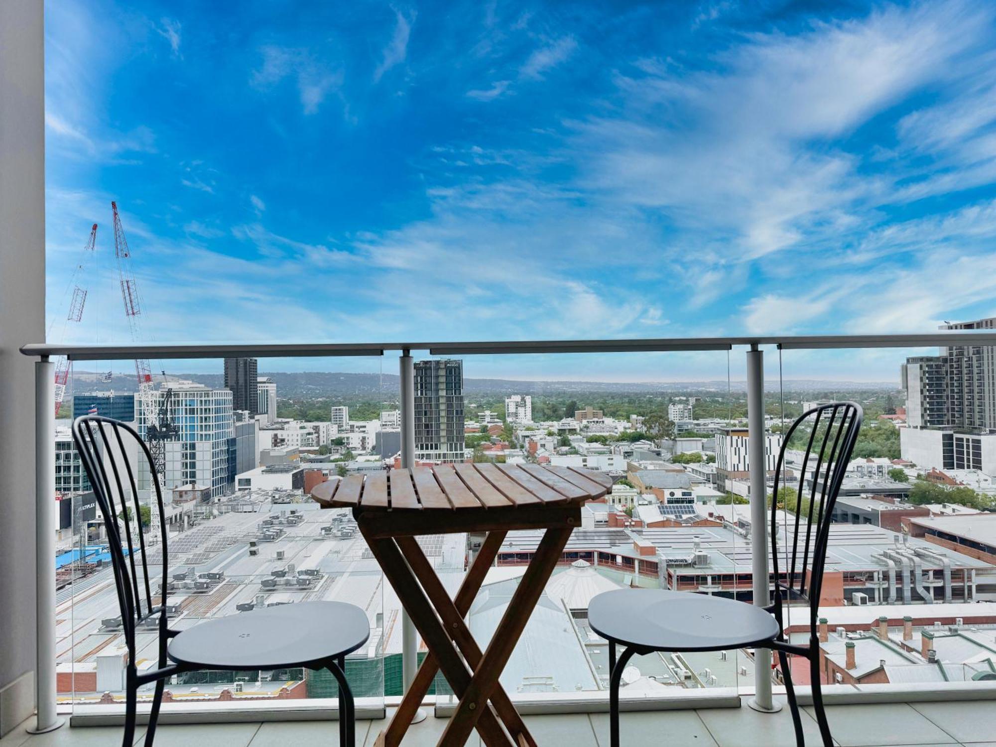 Amyra Residences At The Rowlands Apartments Adelaide Bagian luar foto